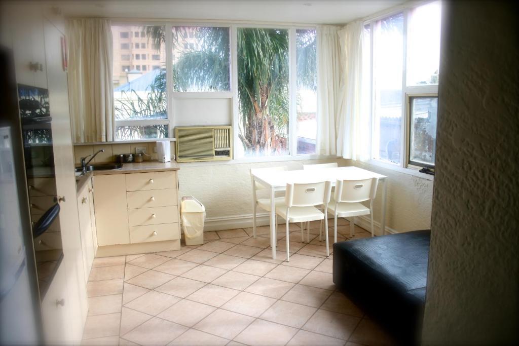 Glenelg Beach Hostel Rom bilde